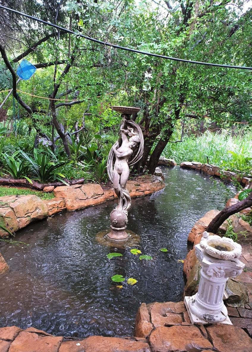 4 Bedroom Property for Sale in Hartbeespoort Rural North West